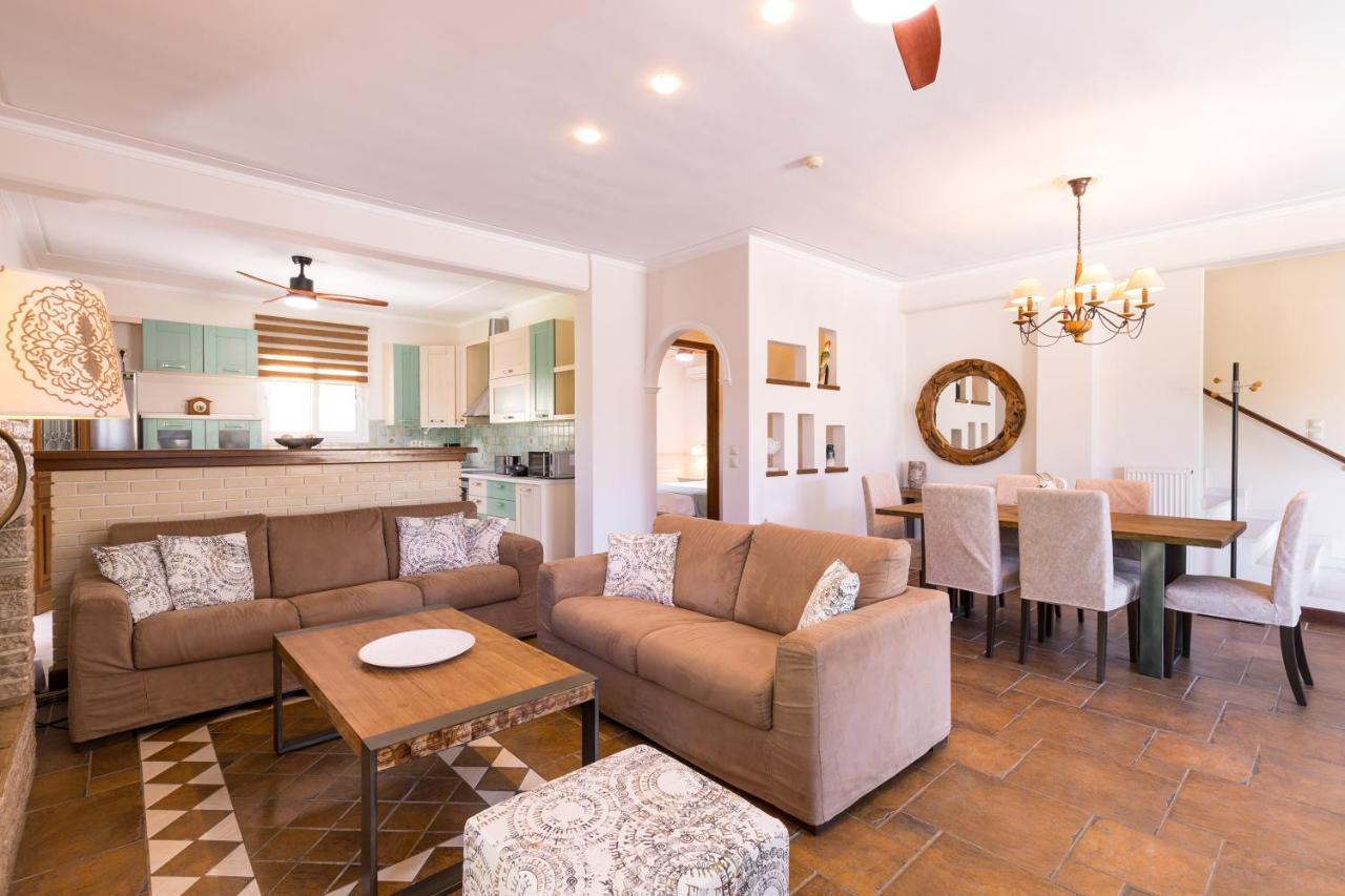 Villa St Nicholas House With Private Heated Pool ดัสเซีย ภายนอก รูปภาพ
