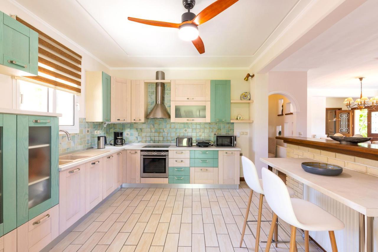 Villa St Nicholas House With Private Heated Pool ดัสเซีย ภายนอก รูปภาพ